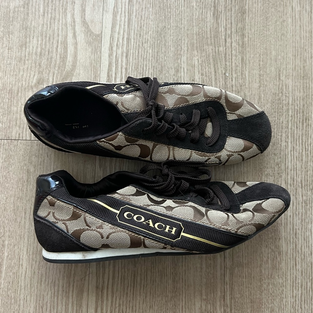 Coach Hilary Sneakers Women’s 8 Brown Logo Shoes Clean Designer Canvas